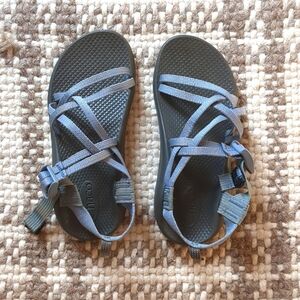 Chacos Kids Size 4 Light Purple/Grey Excellent Condition